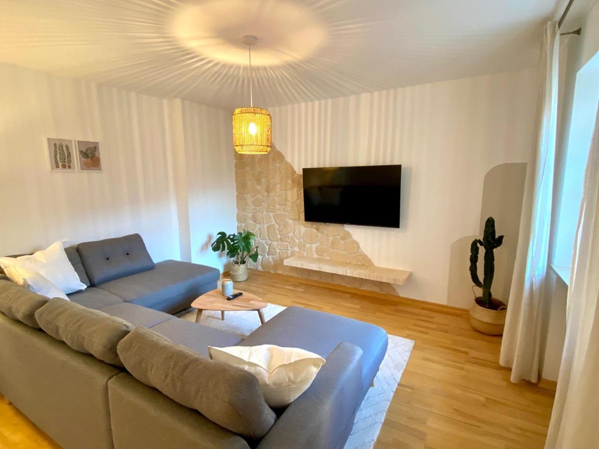 Best Butler Boho Boutique City Apartment Netflix Füssen 외부 사진